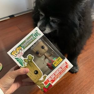 FUNKO MARVEL POP! HOLIDAY DANCING GROOT